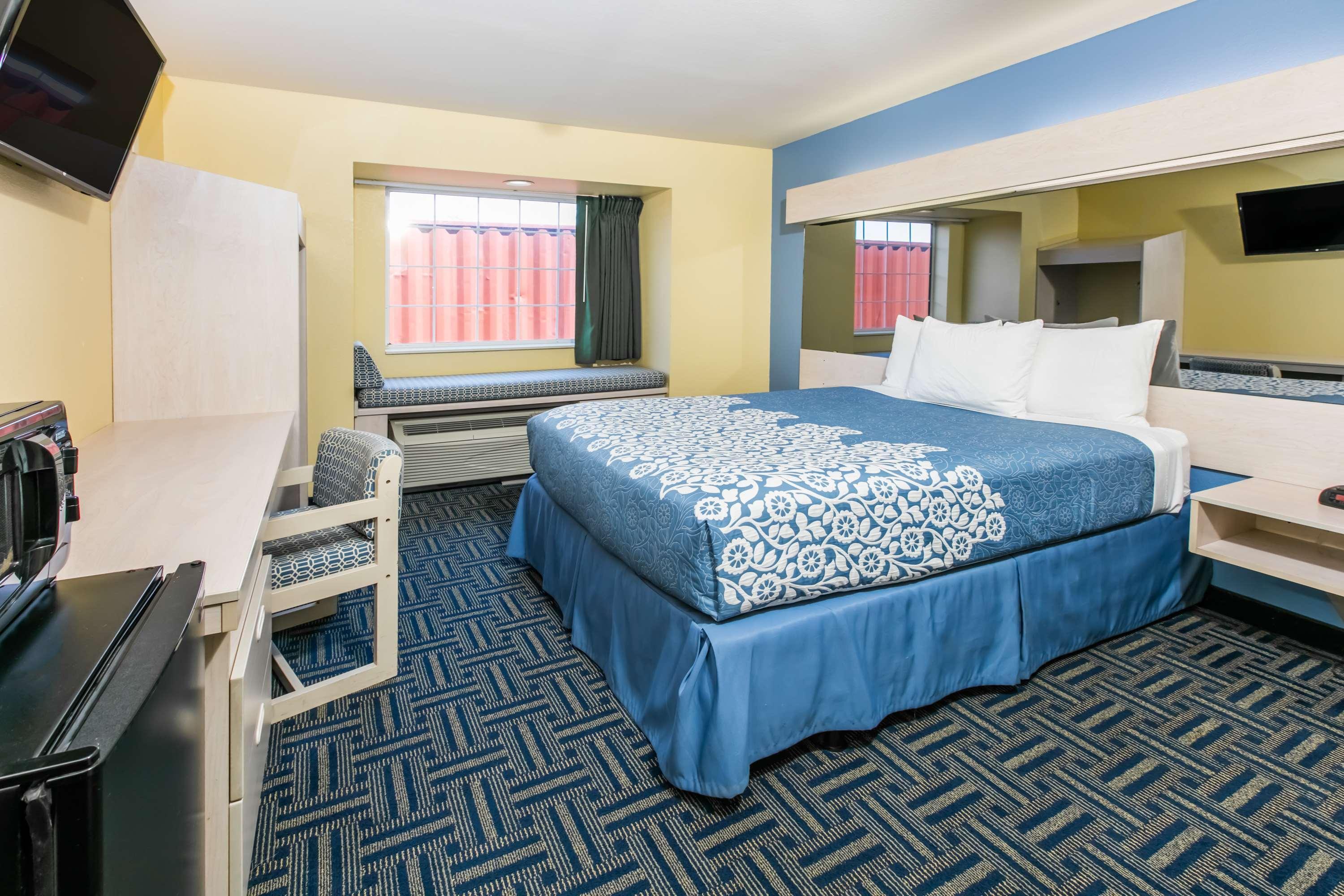 Days Inn Pryor Creek Dış mekan fotoğraf